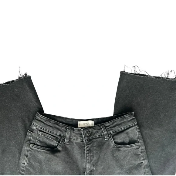 🚨𝐂𝐋𝐎𝐒𝐈𝐍𝐆 𝐒𝐀𝐋𝐄🚨🖤 𝐌𝐀𝐍𝐆𝐎 Organic Cotton Wide-Leg Jeans - Picture 4 of 7